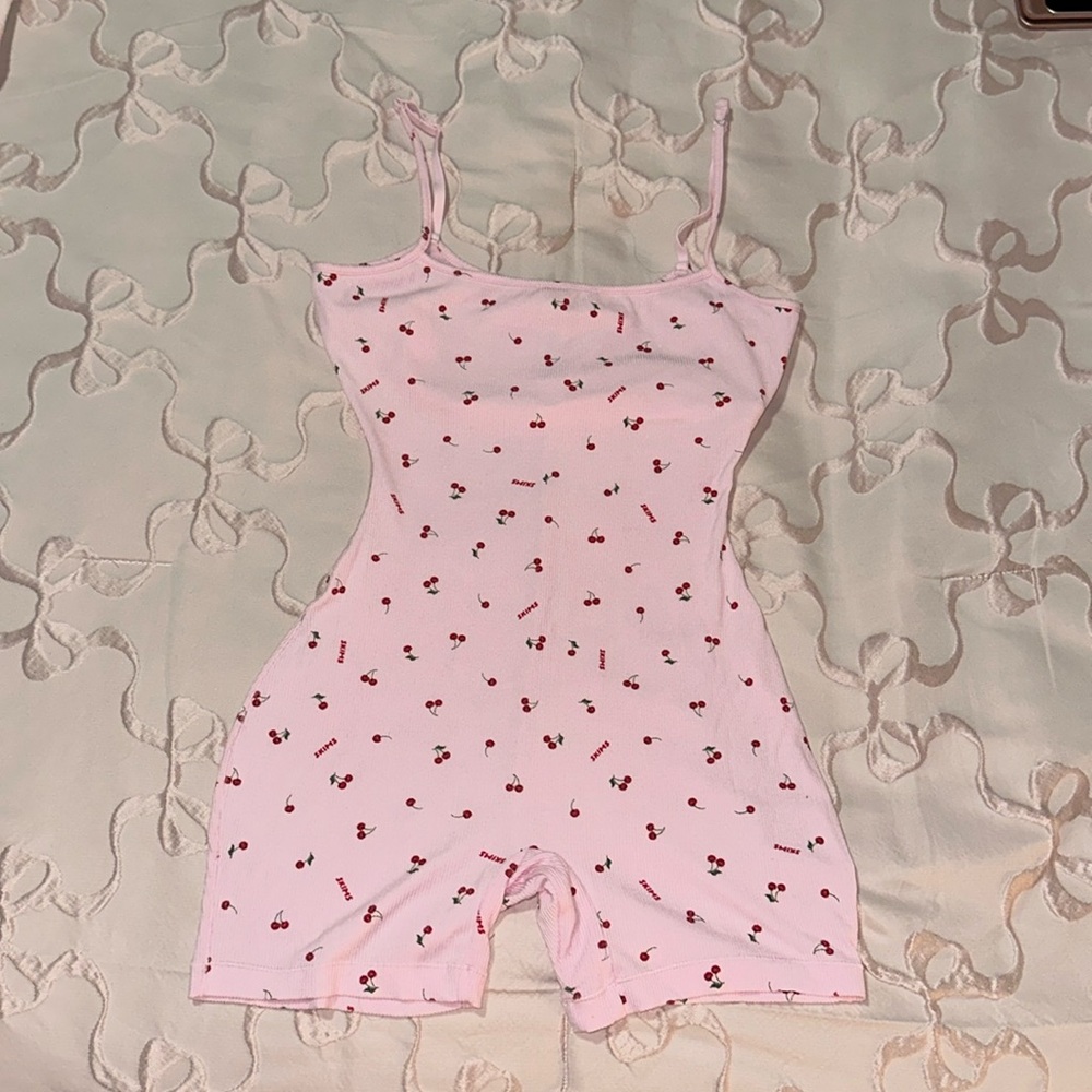 SKIMS Scoop Onesie Limited Edition Cherry Blossom Print